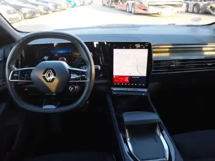 Photo 9 Renault Austral  E-Tech hybrid 200