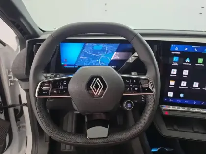 Photo 51 Renault Megane  E-Tech 220 ch autonomie confort GSR2