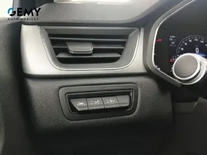 Photo 21 Renault Captur  TCe 140 EDC - 21