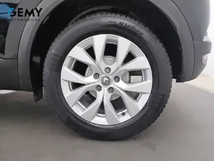 Photo 10 Renault Captur  TCe 140 EDC - 21