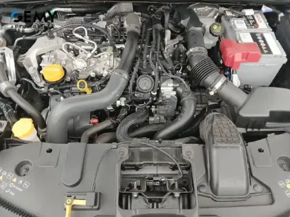 Photo 11 Renault Captur  TCe 140 EDC - 21