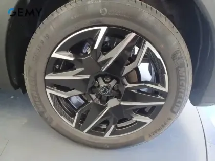 Photo 10 Peugeot 3008  Hybrid 136 e-DCS6