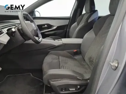 Photo 8 Peugeot 3008  Hybrid 136 e-DCS6