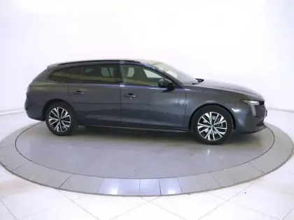 Photo 7 Peugeot 508  SW Hybrid 180 e-EAT8