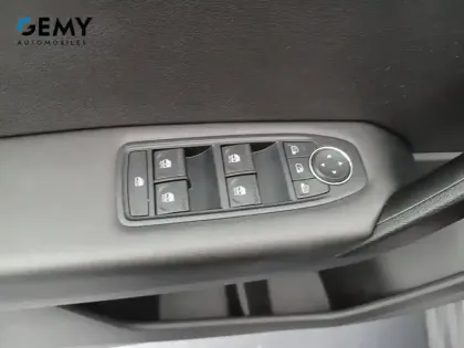Photo 11 Renault Captur  TCe 90