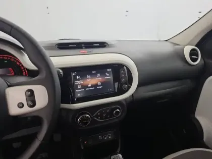 Photo 37 Renault Twingo  III SCe 65
