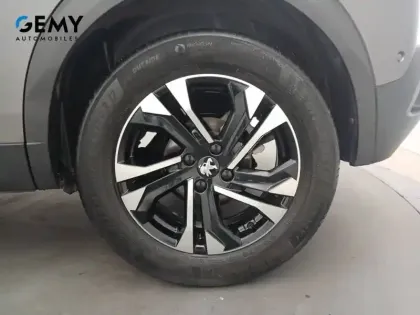 Photo 32 Peugeot 2008  PureTech 130 S&S EAT8