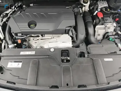 Photo 11 Peugeot 3008  Hybrid 225 e-EAT8