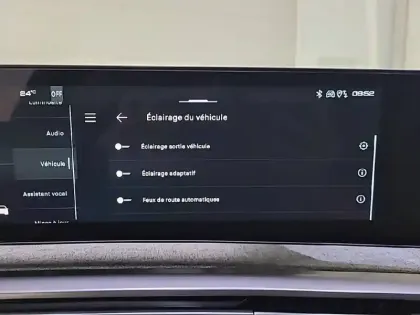 Photo 53 Peugeot 5008  Hybrid 145 ch e-DCS6