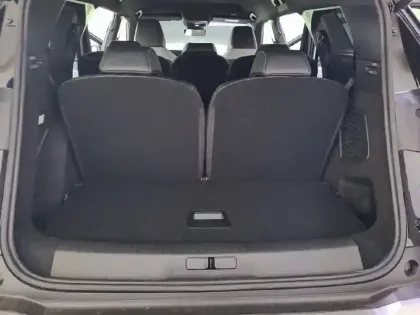 Photo 30 Peugeot 5008  Hybrid 145 ch e-DCS6