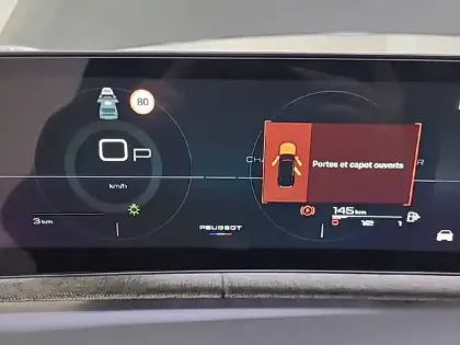 Photo 34 Peugeot 5008  Hybrid 145 ch e-DCS6