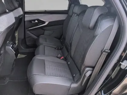 Photo 11 Peugeot 5008  Hybrid 145 ch e-DCS6
