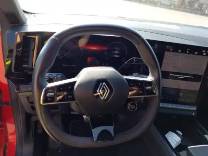 Photo 10 Renault Austral  E-Tech hybrid 200