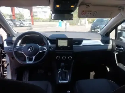 Photo 9 Renault Captur  E-Tech full hybrid 145