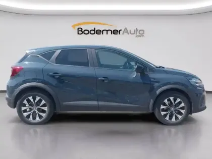Photo 5 Renault Captur  E-Tech full hybrid 145