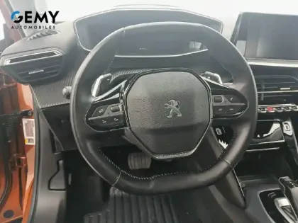 Photo 33 Peugeot 2008  PureTech 130 S&S EAT8