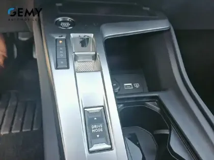 Photo 13 Peugeot 308  PHEV 180 e-EAT8