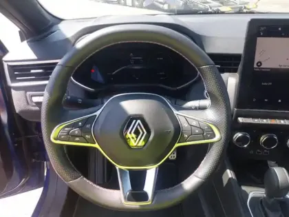 Photo 10 Renault Clio  E-Tech full hybrid 145
