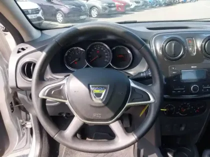 Photo 10 Dacia Sandero  SCe 75