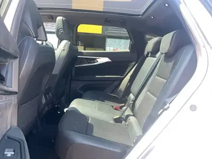 Photo 10 Renault Austral  E-Tech hybrid 200