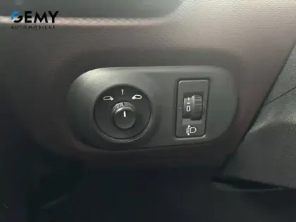 Photo 15 Citroën C4  Cactus BlueHDi 120 S&S EAT6