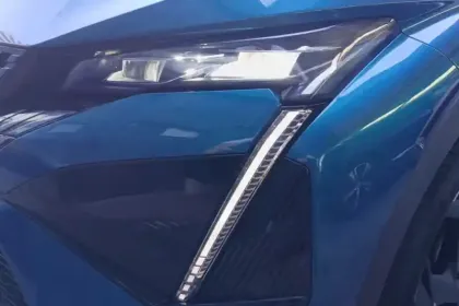 Photo 34 Peugeot 408  PHEV 225 e-EAT8