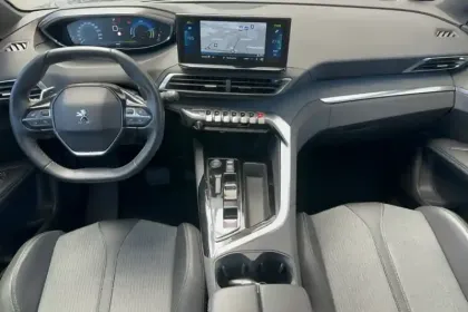 Photo 11 Peugeot 3008  Hybrid 180 e-EAT8
