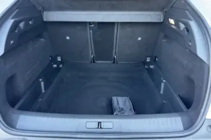 Photo 8 Peugeot 3008  Hybrid 145 e-DCS6