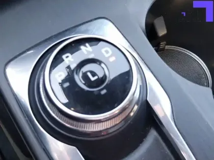 Photo 9 Ford Kuga  2.5 Duratec 180 ch FlexiFuel FHEV E85 Powershift