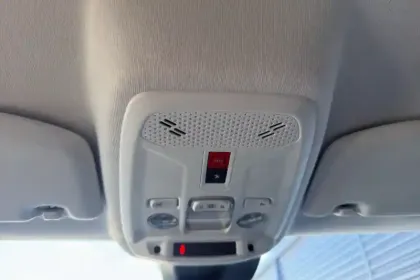Photo 29 Peugeot 208  Electrique 50 kWh 136ch