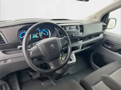 Photo 7 Peugeot Expert  Standard Electrique 50 kWh 136ch