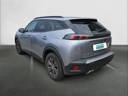 Photo 6 Peugeot 2008  PureTech 130 S&S EAT8