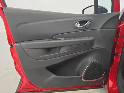 Photo 382 Renault Captur  TCe 150 FAP EDC