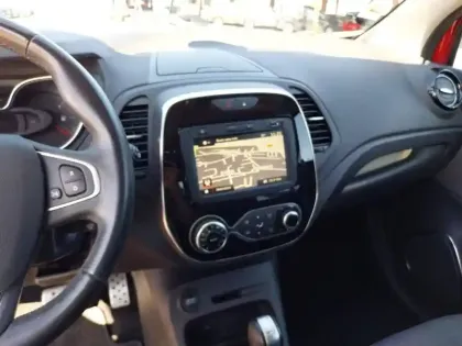 Photo 13 Renault Captur  TCe 150 FAP EDC