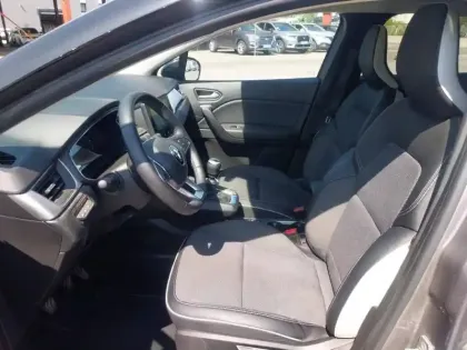 Photo 8 Renault Captur  TCe 90 - 21