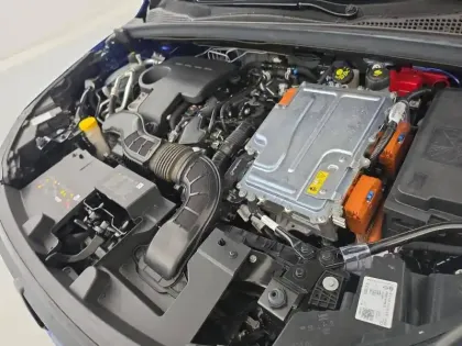 Photo 24 Renault Captur  E-Tech full hybrid 145 ch