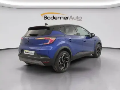Photo 19 Renault Captur  E-Tech full hybrid 145 ch