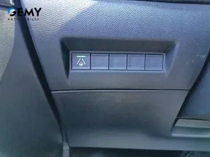 Photo 29 Peugeot 208  Hybrid 110 e-DCS6