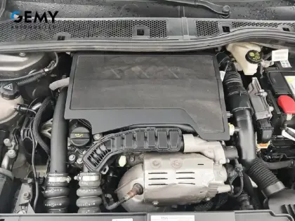 Photo 11 Peugeot 208  PureTech 100 S&S BVM6