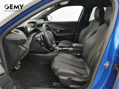 Photo 8 Peugeot 2008  PureTech 130 S&S EAT8