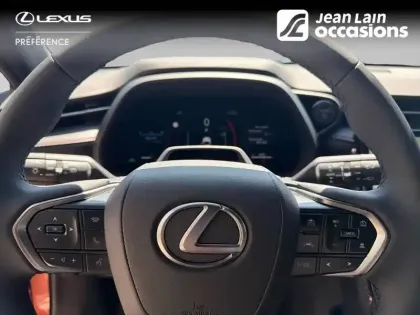 Photo 11 Lexus Lbx  2WD