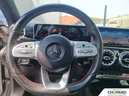 Photo 15 Mercedes Classe A  180 d 7G-DCT