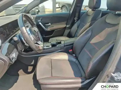 Photo 10 Mercedes Classe A  180 d 7G-DCT