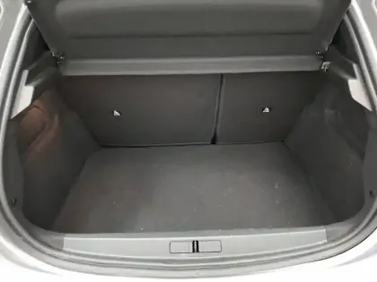 Photo 8 Peugeot 208  Hybrid 110 ch e-DCS6