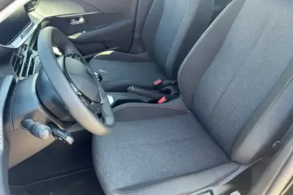 Photo 9 Peugeot 208  Turbo 100 ch BVM6