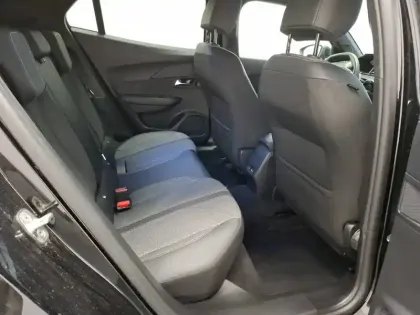 Photo 33 Peugeot 2008  Hybrid 145 e-DCS6