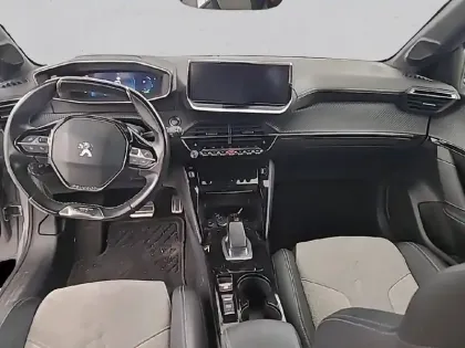 Photo 7 Peugeot 208  Electrique 50 kWh 136ch