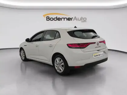 Photo 17 Renault Megane Mégane IV Berline Blue dCi 115 - 21N