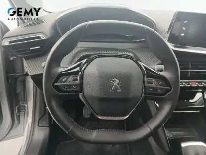Photo 33 Peugeot 208  PureTech 100 S&S BVM6