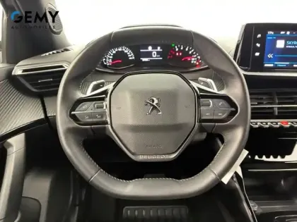 Photo 9 Peugeot 2008  PureTech 130 S&S EAT8